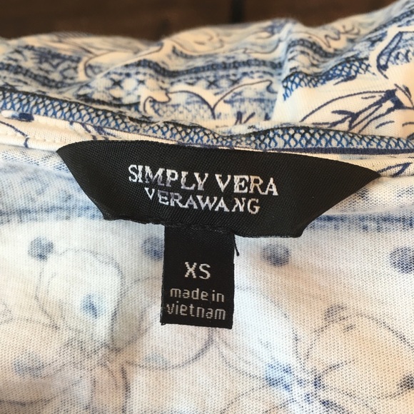 Simply Vera Ver Wang short sleeve Tee - Picture 3 of 4